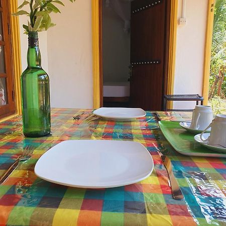 Sanu Home Stay Sigiriya Buitenkant foto