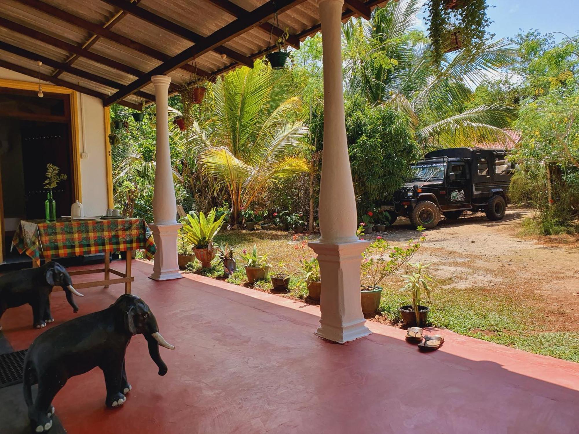 Sanu Home Stay Sigiriya Buitenkant foto